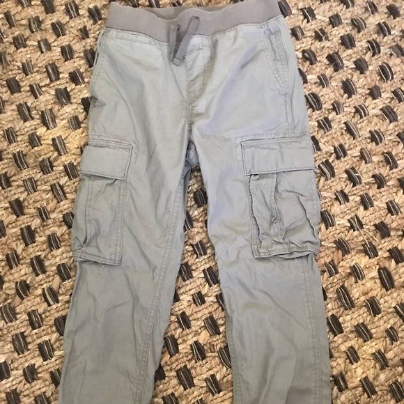 gap cargo joggers